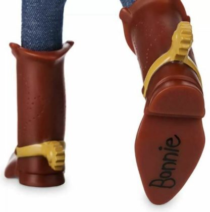 Disney Woody Interactive Talking Action Figure – Toy Story – 15'' - Image 3